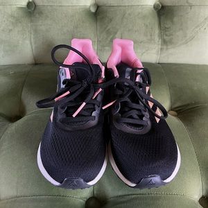 Women’s Adidas Astrarun Boost Athletic Shoes